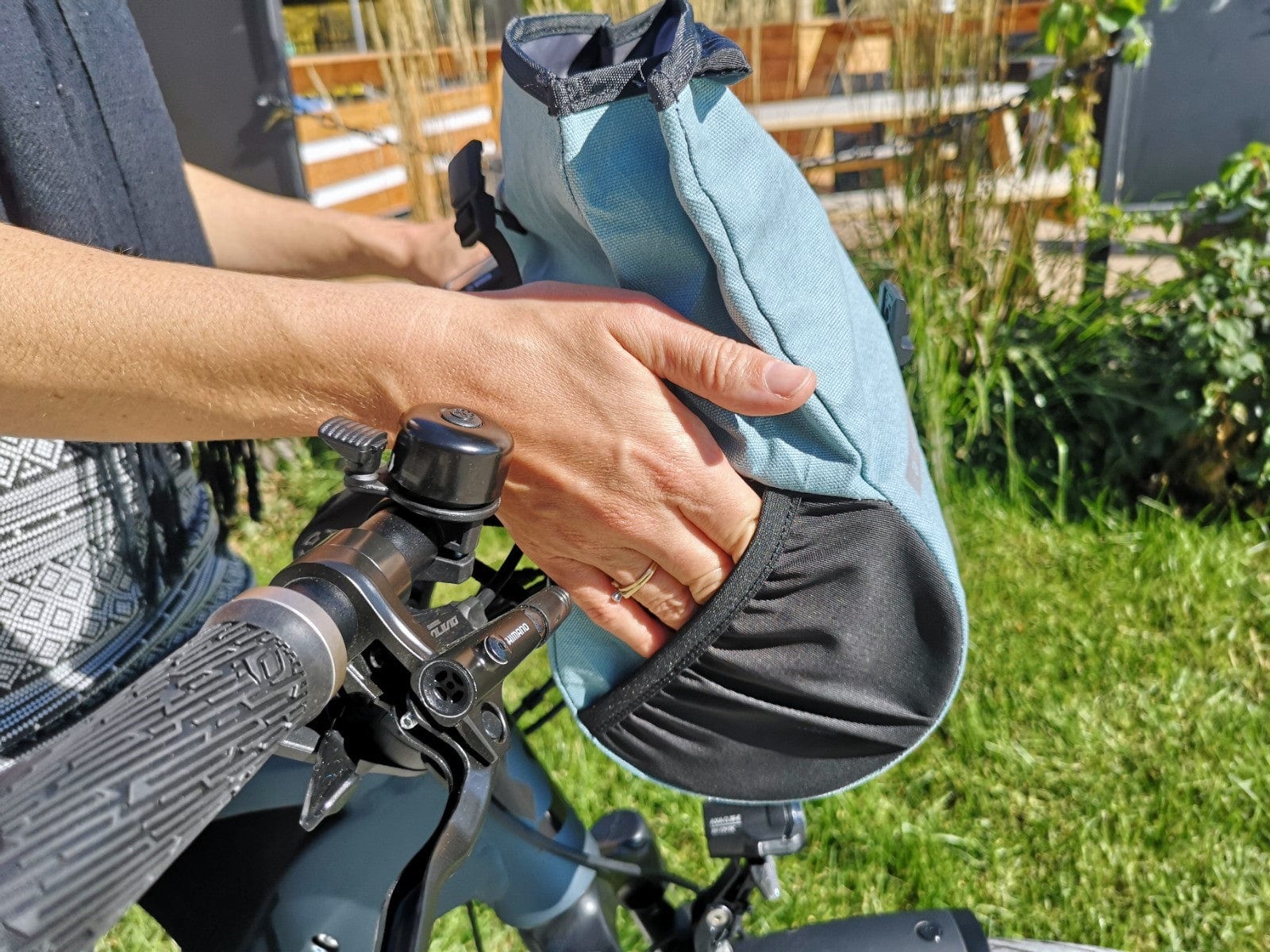 Burrito - Waterproof Handlebar Bag - Image 24