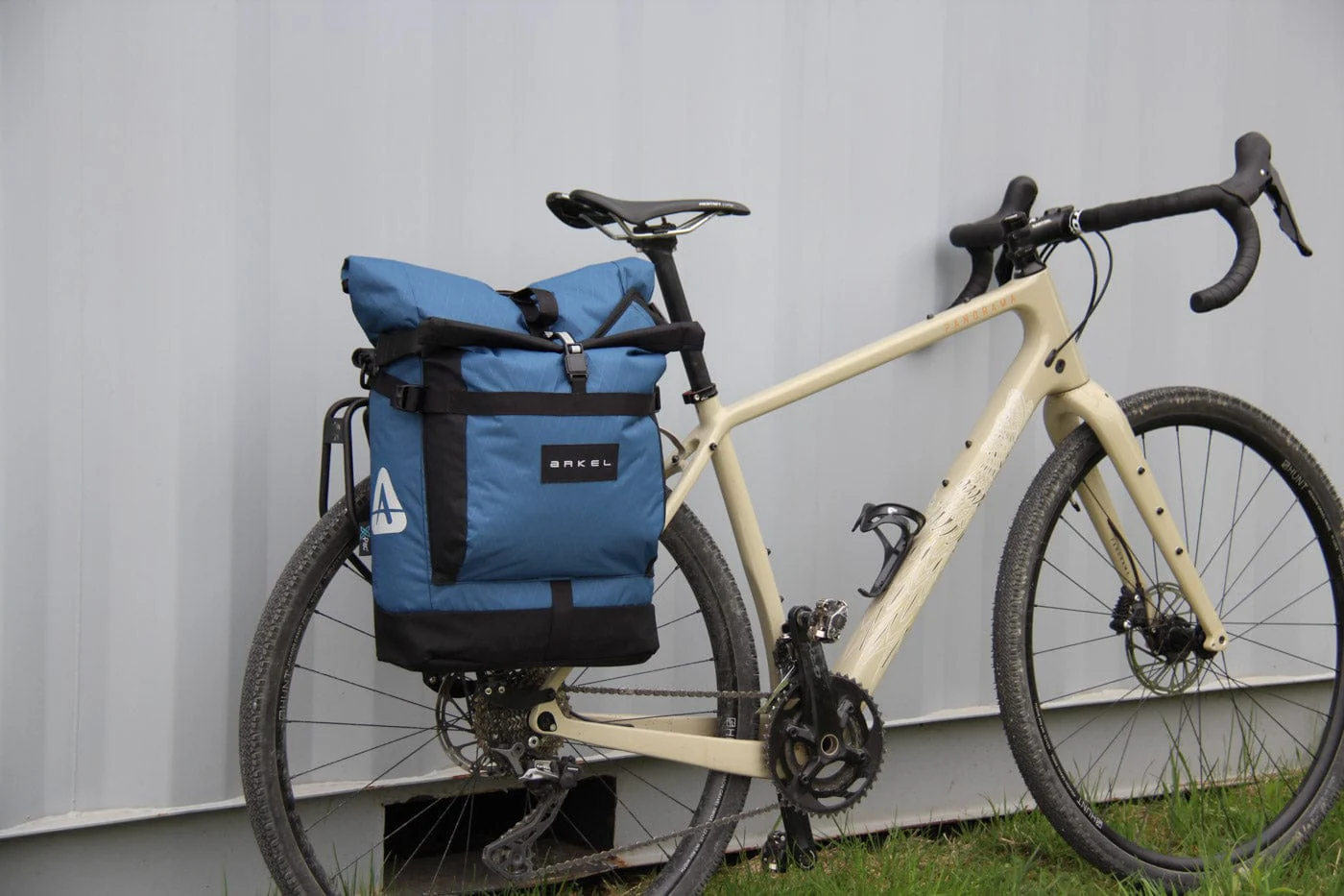 Metropolitan - Waterproof Urban Pannier - Image 9