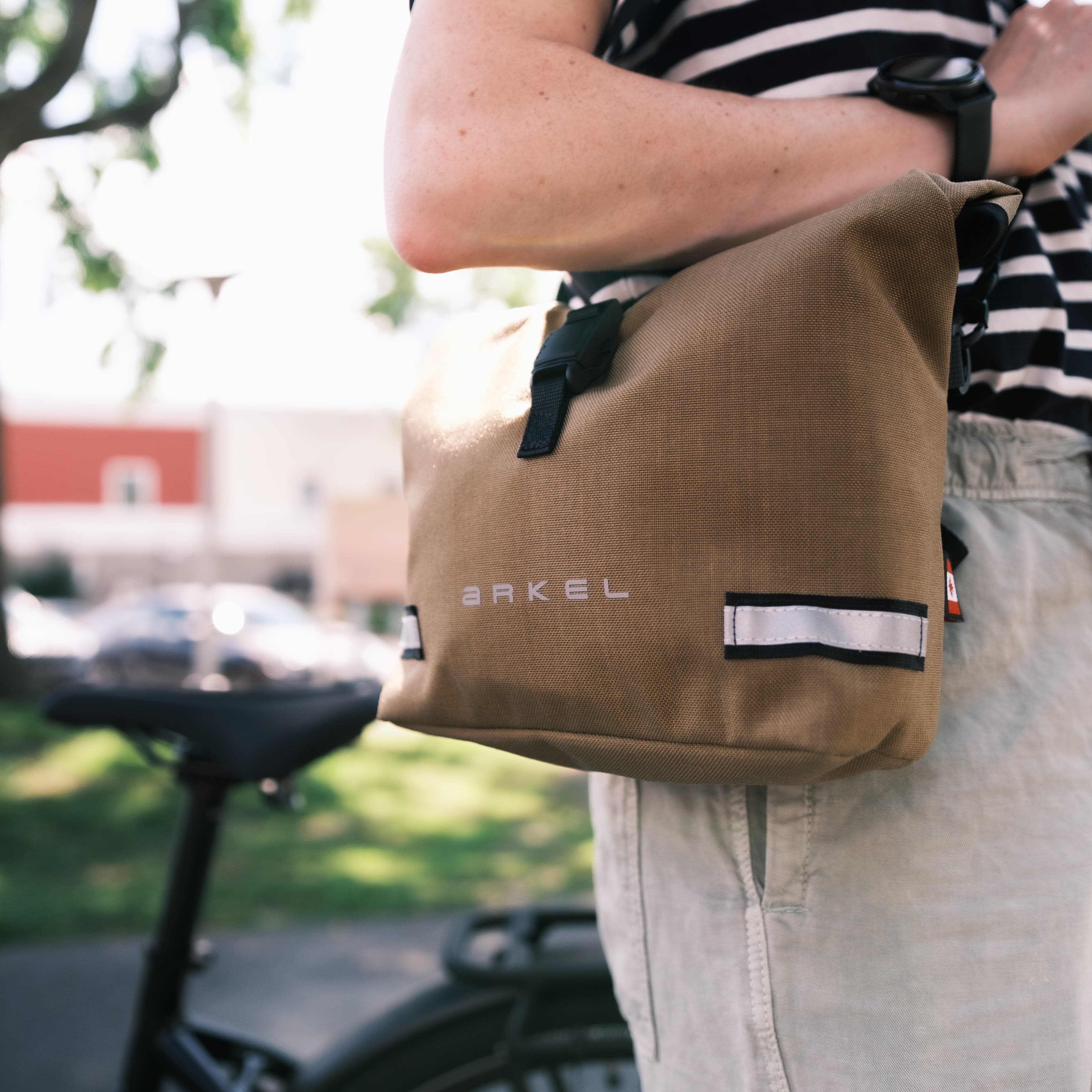 Signature BB - Waterproof Handlebar Bag - Image 6